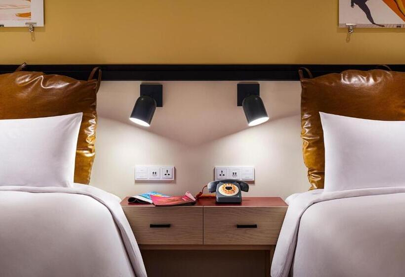 בית מלון כפרי Moxy Seoul, Myeongdong