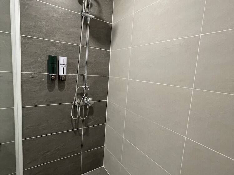 هتل Myrtle Boutique