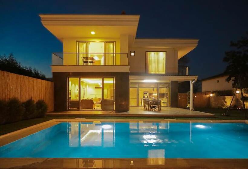 ホテル New Balturk Villas Sapanca