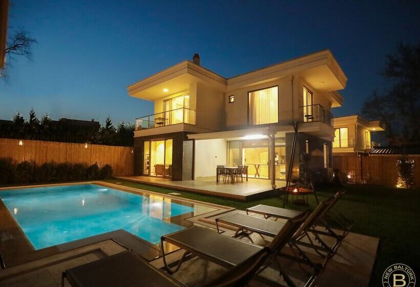 Отель New Balturk Villas Sapanca
