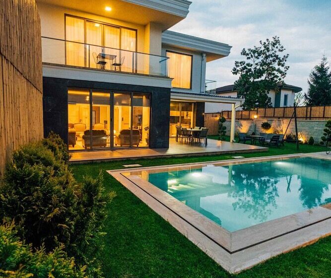 ホテル New Balturk Villas Sapanca