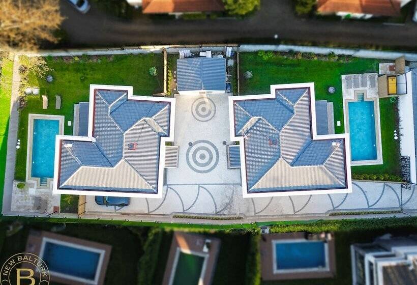 Отель New Balturk Villas Sapanca