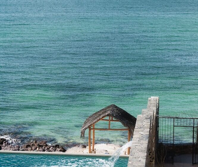 فندق Orchid House Baja & Beach Club