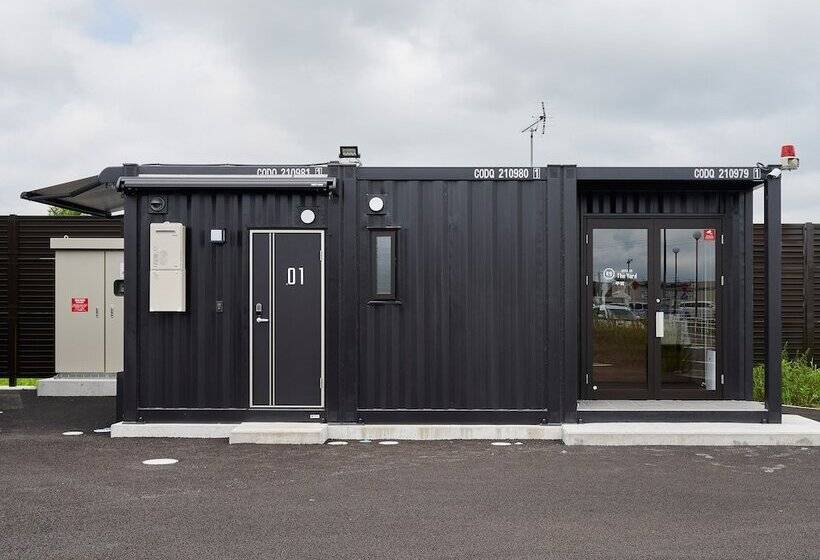 فندق R9 The Yard Koka