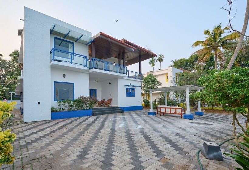 בית מלון כפרי Seclude By The Lake Alleppey