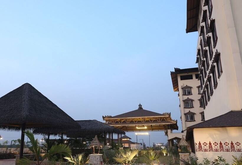 فندق Shyama Sarovar Portico