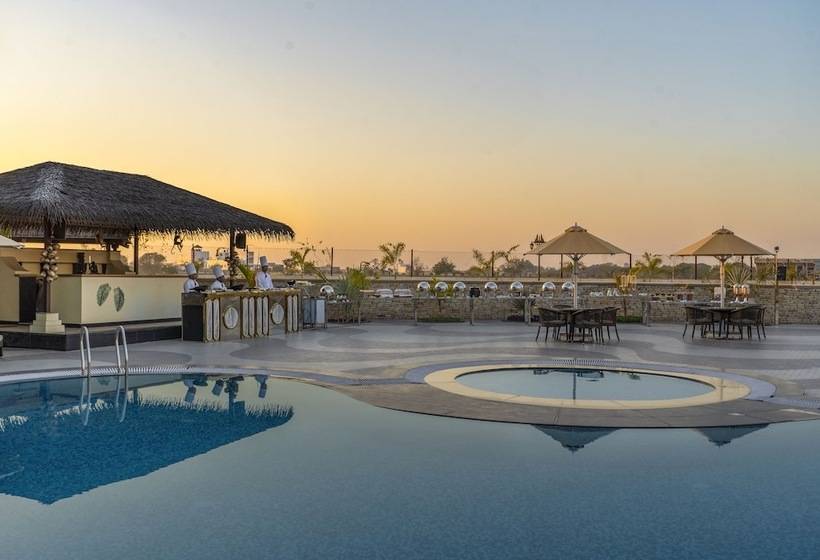 فندق Shyama Sarovar Portico