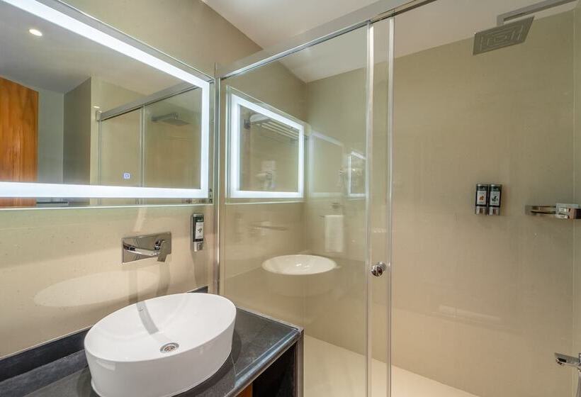 فندق Shyama Sarovar Portico