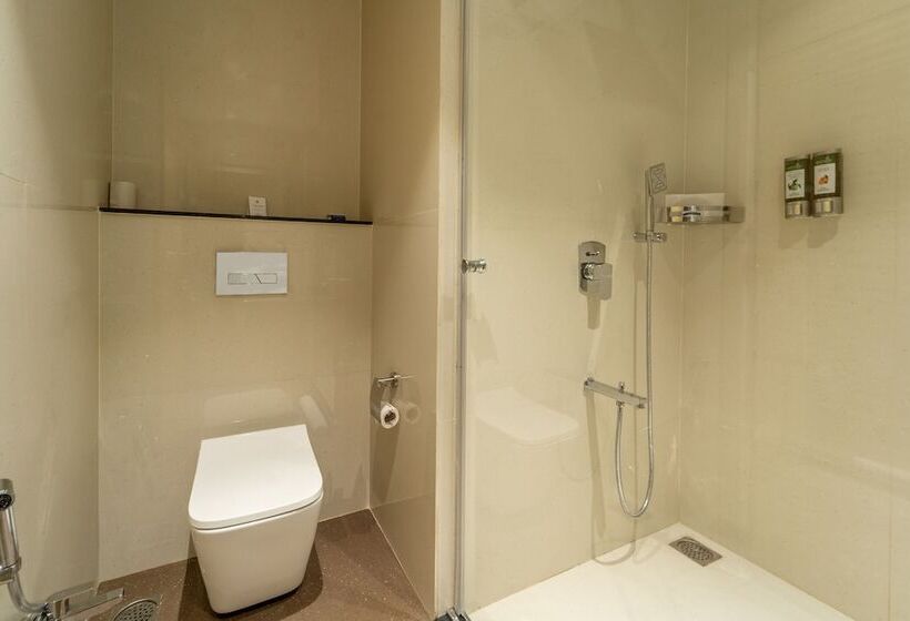 فندق Shyama Sarovar Portico