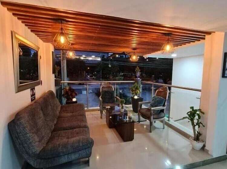 ホテル Suramericana