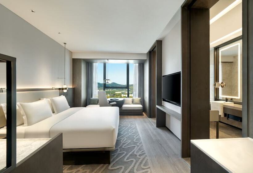 هتل The Barony Jinan East