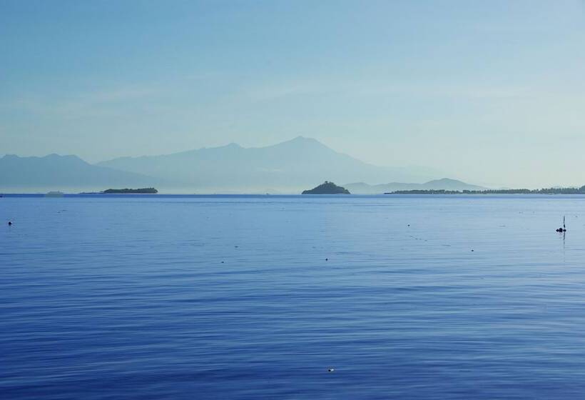 فندق The High Dive Gili Gede