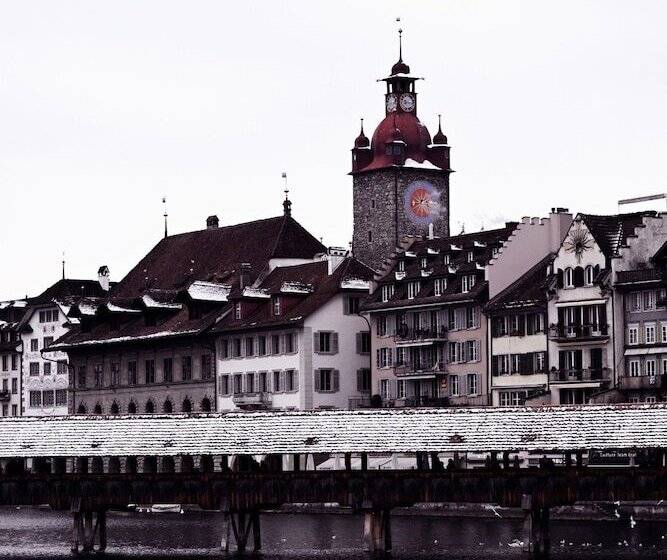 酒店 The Lubo Self Checkin