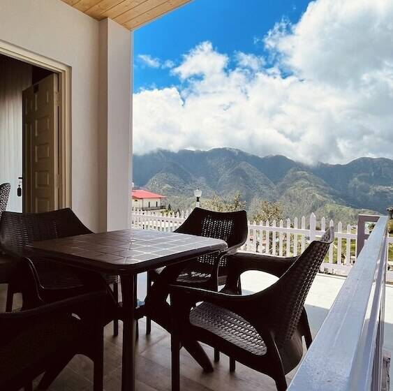 酒店 The Mountilla