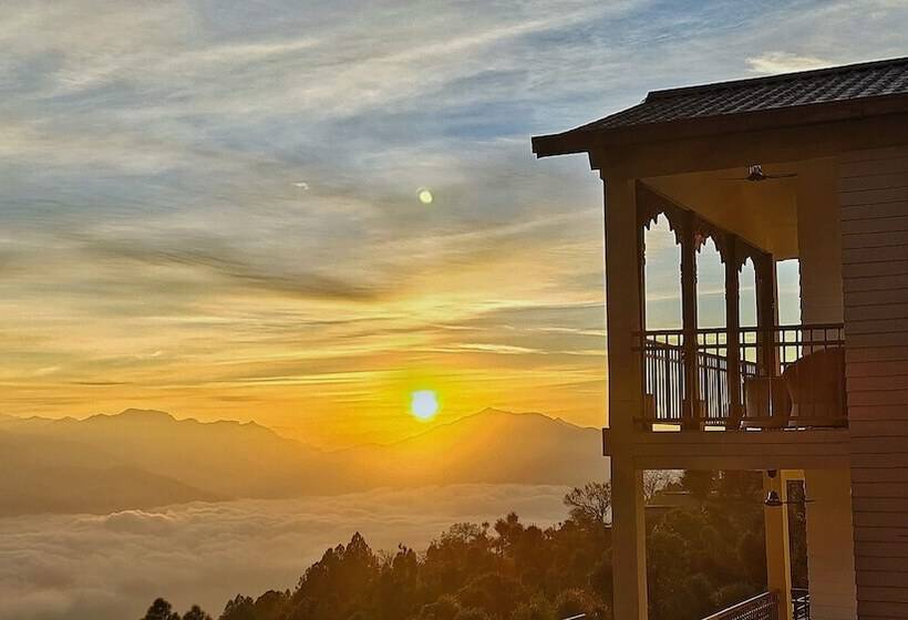 酒店 The Rudraksh, A Himalayan Retreat