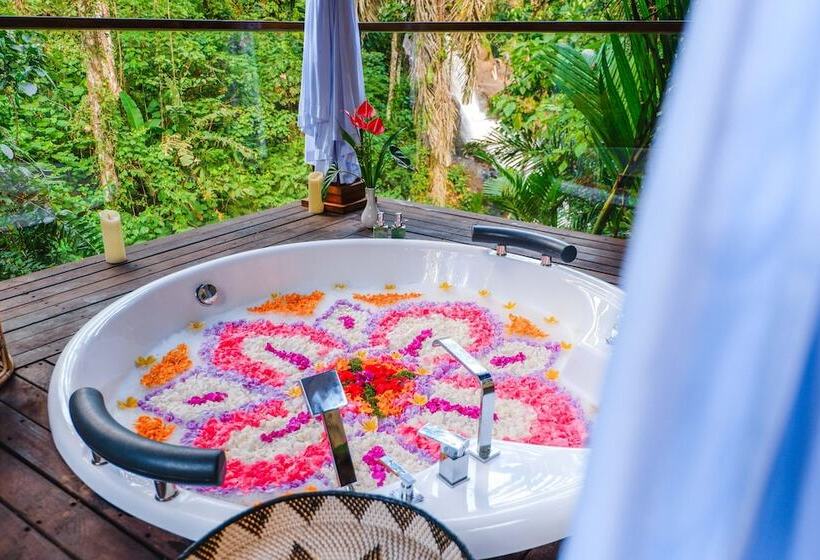 בית מלון כפרי The Sebali Resort