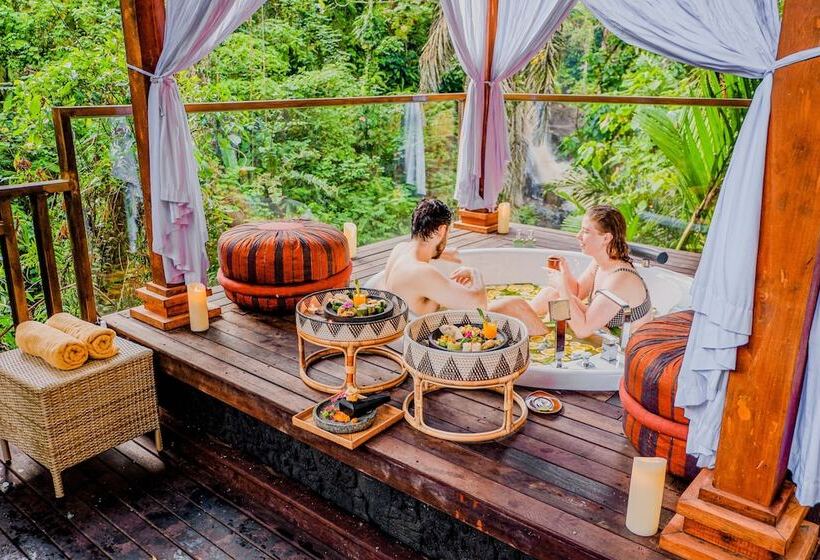 בית מלון כפרי The Sebali Resort