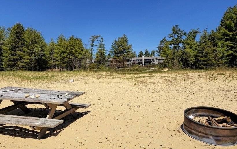 汽车旅馆 Gray Wolf Lodge