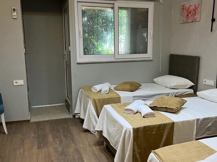 Mr Lion Kumkapı Otel