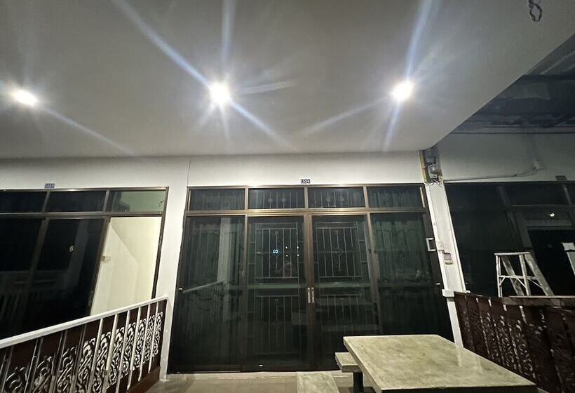 Pansiyon Baan Bua Talay