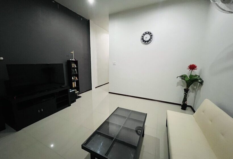 Pansiyon Baan Bua Talay