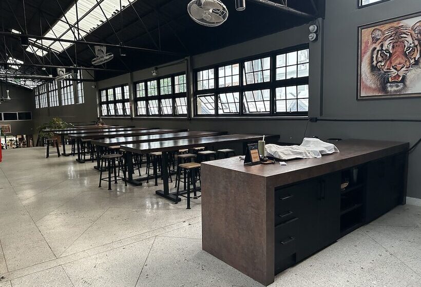 Premier Hostel Chiang Mai