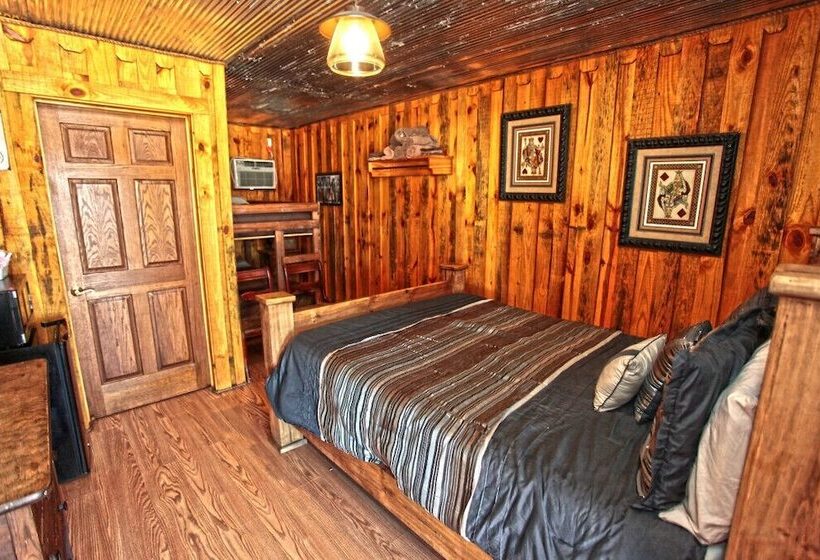 منتجع Diamonds Old West