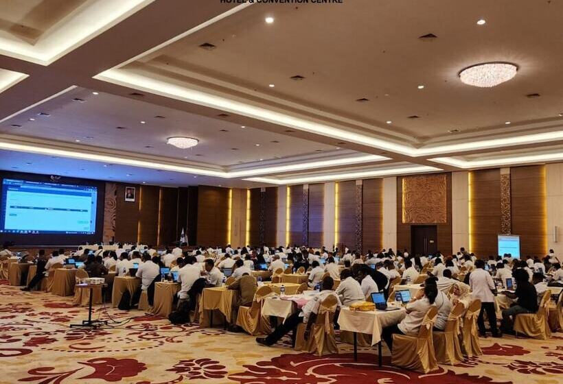 Aimas Hotel & Convention Centre