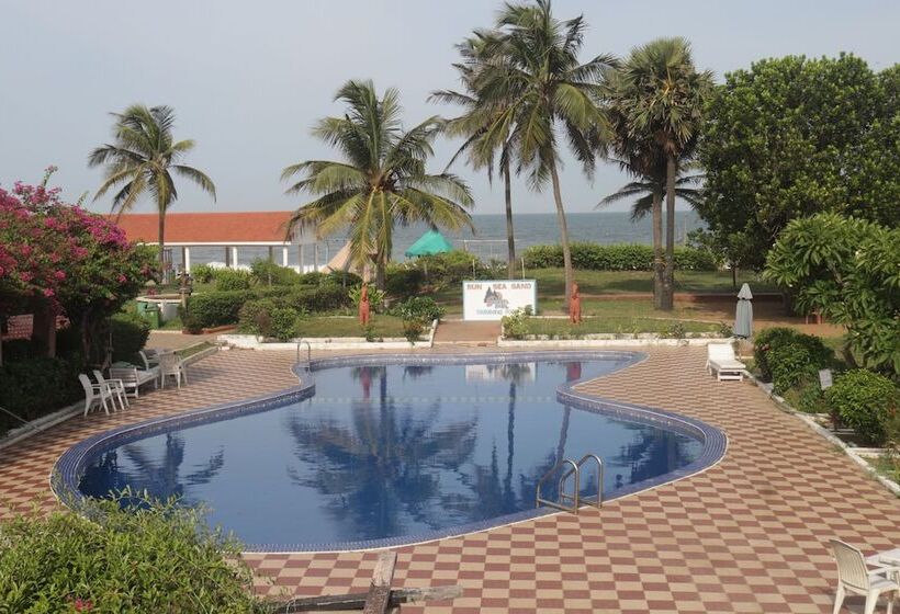 Golden Sun Beach Resort