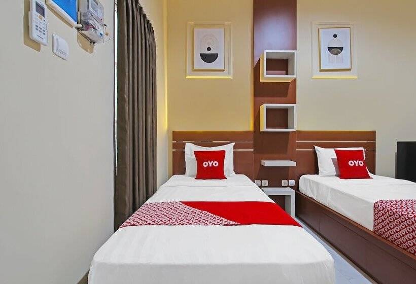 هتل Capital O 92105 A'shanti Inn