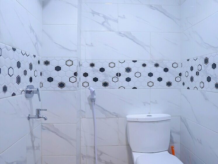 בית מלון כפרי Capital O 92096 Kuala Ulee Lheue Residence Syariah