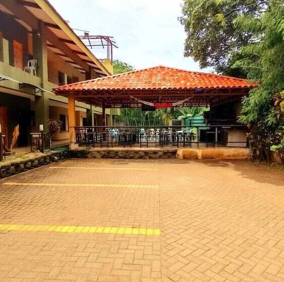 酒店 Coco Beach Condos