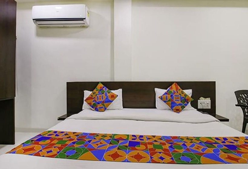 Отель Fabexpress Aditya Regency