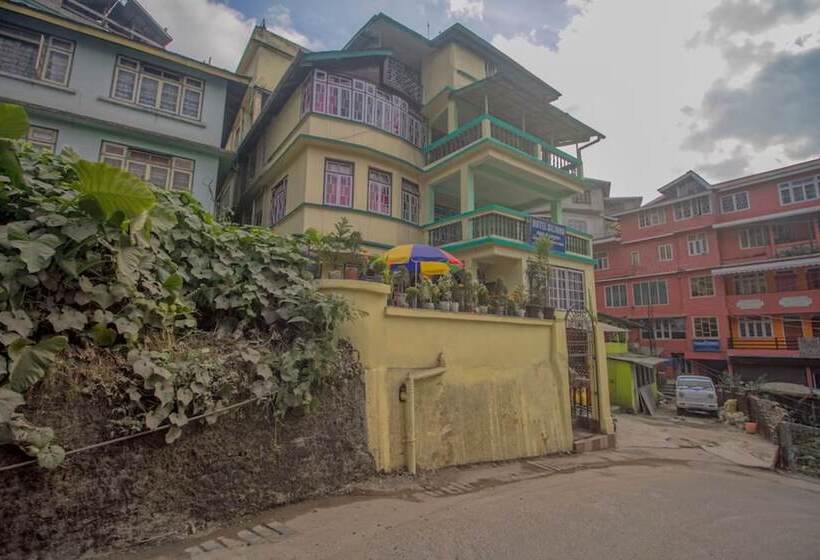 Отель Goroomgo Siljong Gangtok