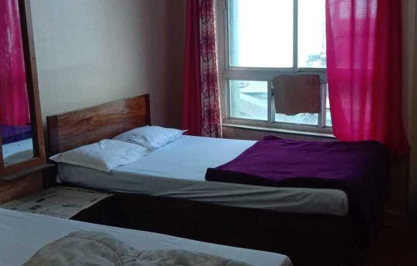 Отель Goroomgo Siljong Gangtok