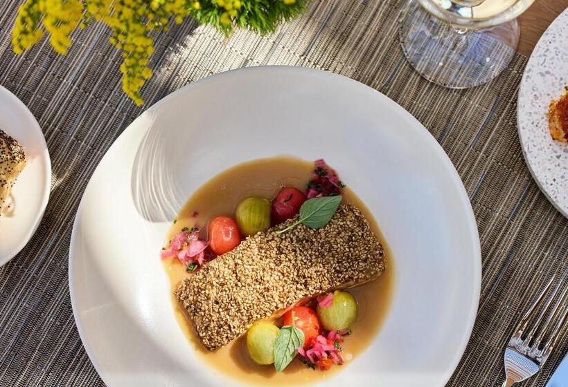 Отель Ikos Odisia