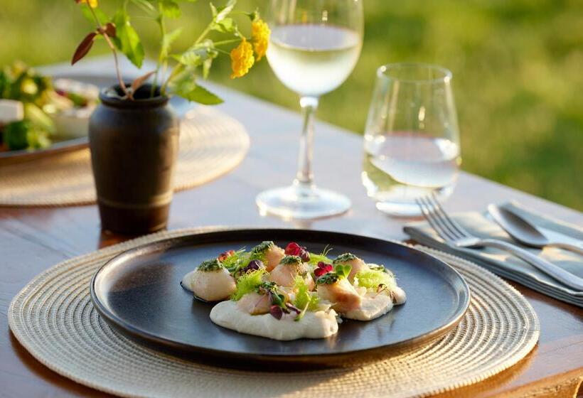 Отель Ikos Odisia