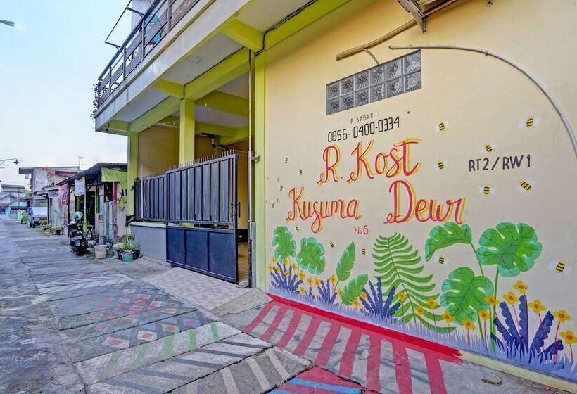فندق Kost Kusuma Dewi Syariah By Oyo