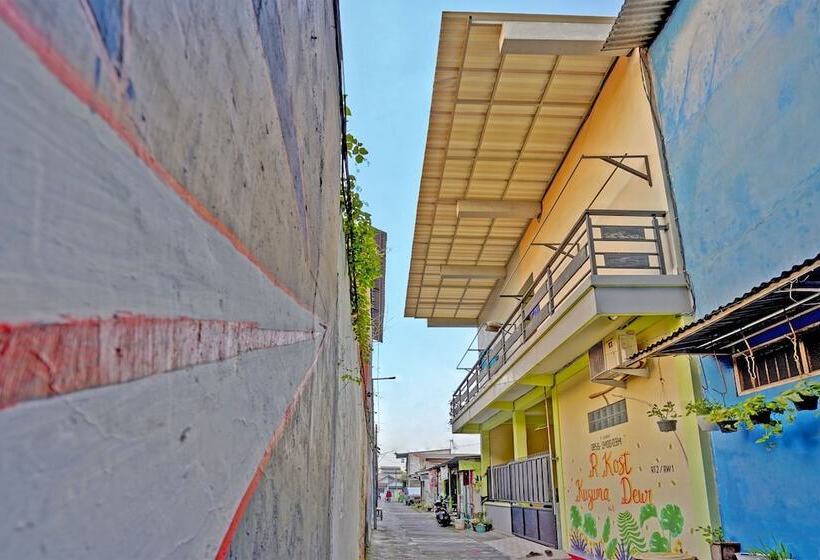 فندق Kost Kusuma Dewi Syariah By Oyo
