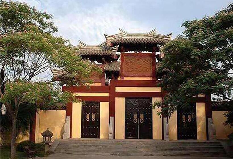 Lavande Hotels Pei County Hanyuan Avenue
