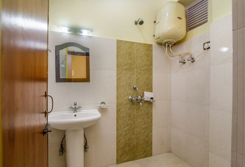 בית מלון כפרי Muscatel Grand Silkroute 300 Mts Mg Marg