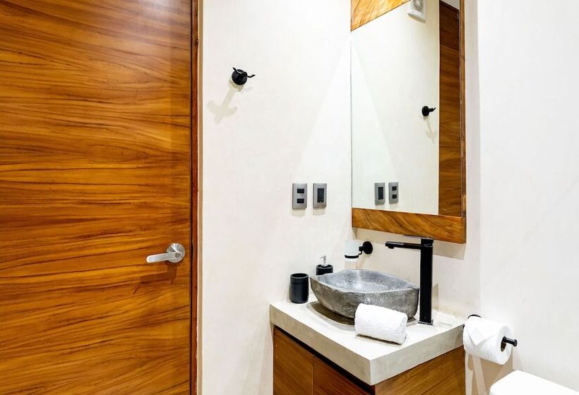 هتل Solemn Peaceful Condos By The Spot Rentals