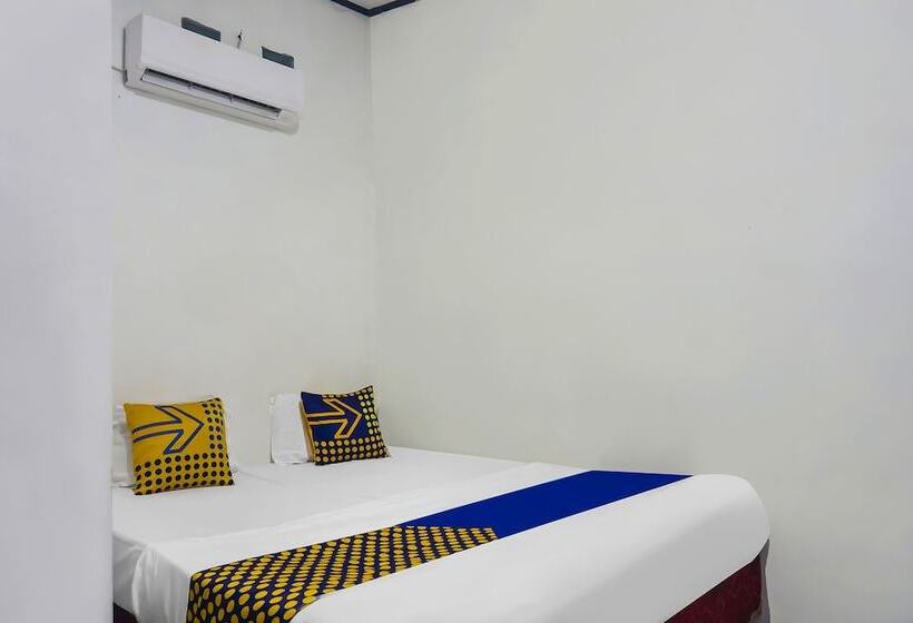 Отель Spot On 92154 Nusasari Guest House