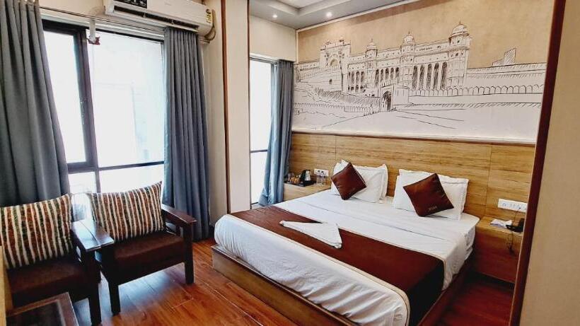 هتل Super Collection O Ville Parle