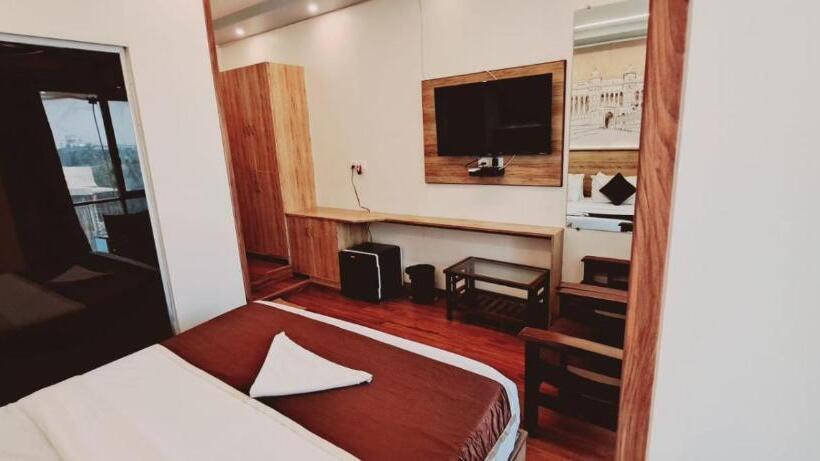 هتل Super Collection O Ville Parle