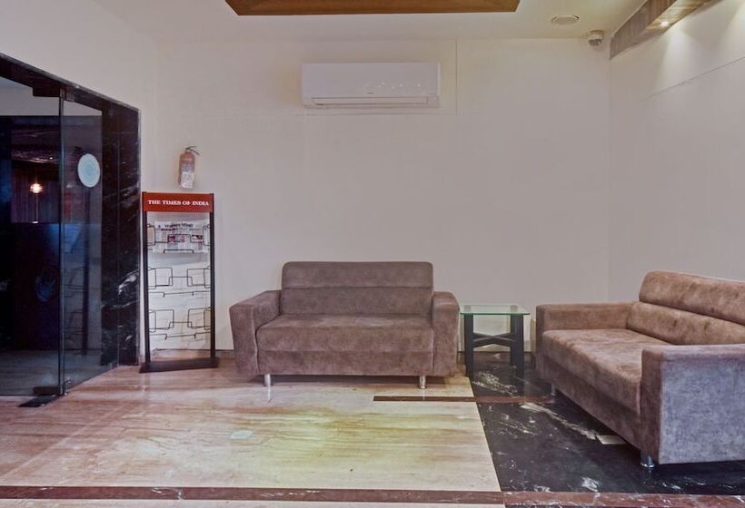 ホテル Treebo Trend Kia Residency