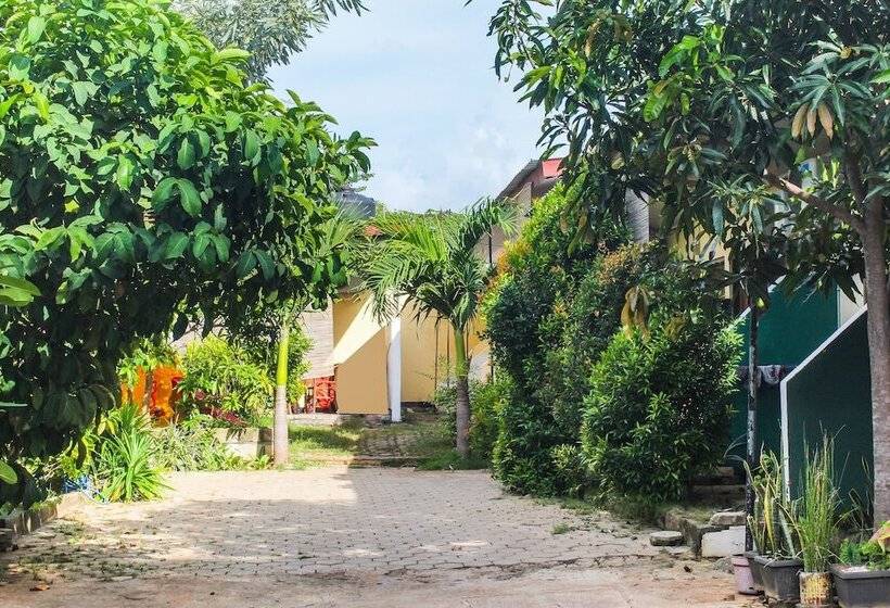 호텔 We Bro Kost By Oyo