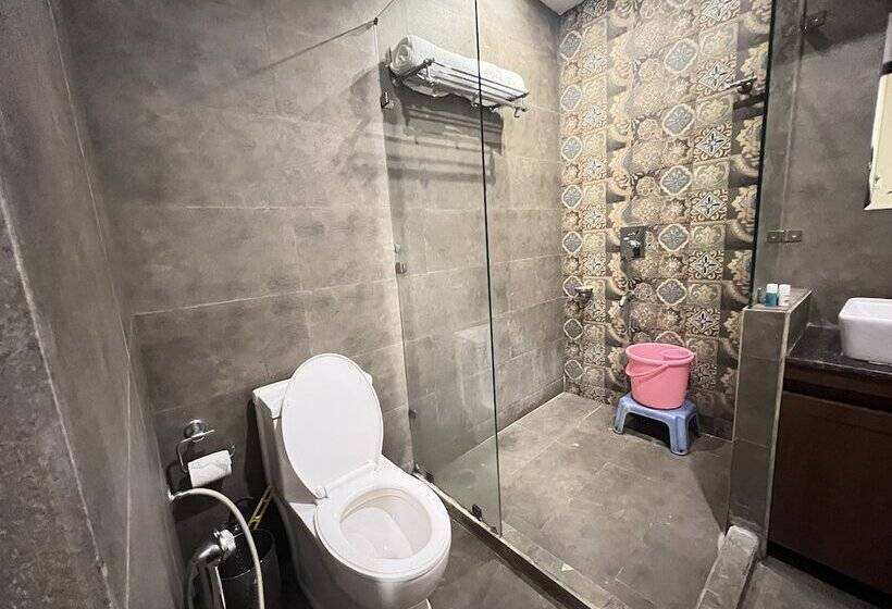 هتل White Orchid Dalhousie  Second Building