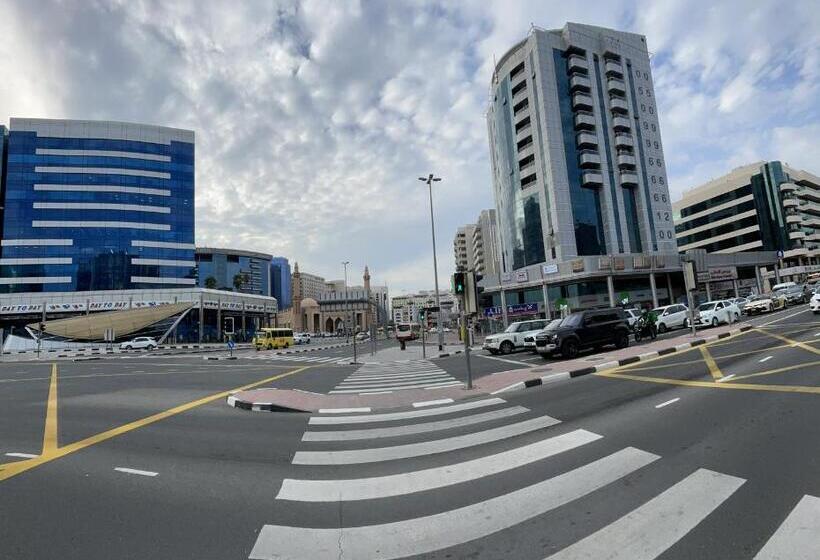 Pharaohs Inn Deira Hostel