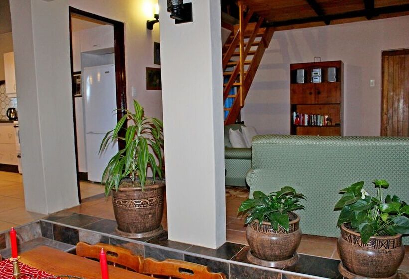 בית מלון כפרי Treks Trips And Trails